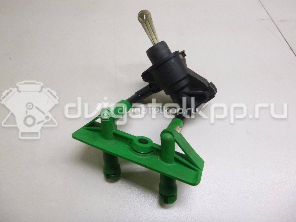 Фото Цилиндр сцепления главный  1595244 для Ford Focus / Tourneo / Transit {forloop.counter}}