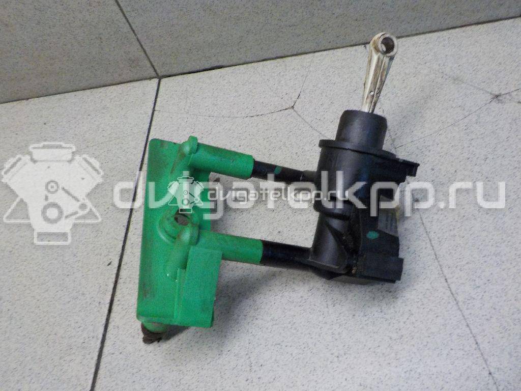 Фото Цилиндр сцепления главный  1746859 для Ford Focus / Tourneo / Transit {forloop.counter}}