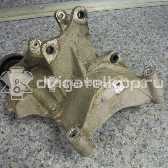Фото Кронштейн генератора  3747227000 для hyundai Elantra