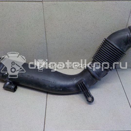 Фото Патрубок воздушного фильтра  LR022465 для land rover Freelander 2
