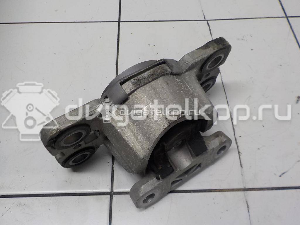Фото Опора КПП  LR024738 для Land Rover Freelander / Range Rover {forloop.counter}}