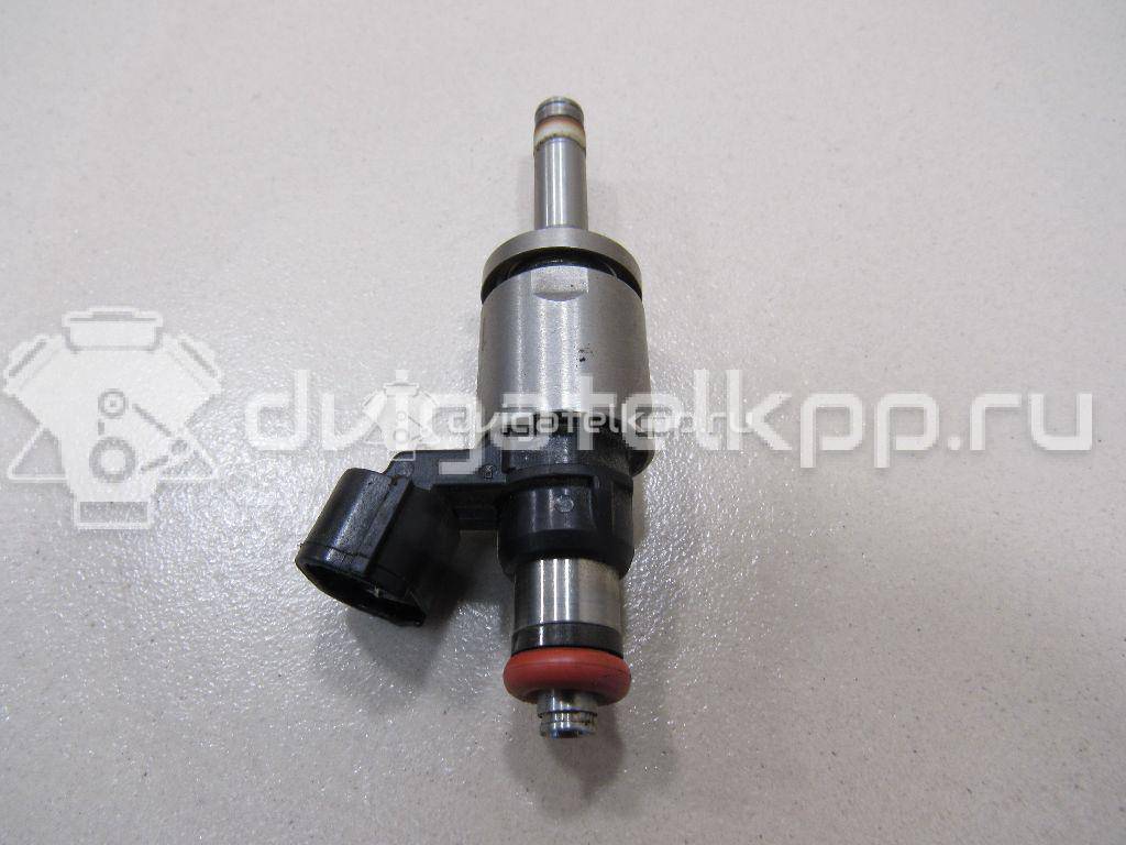 Фото Форсунка инжекторная электрическая  PE0113250B для mazda CX 3 {forloop.counter}}