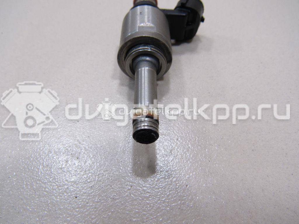 Фото Форсунка инжекторная электрическая  PE0113250B для mazda CX 3 {forloop.counter}}