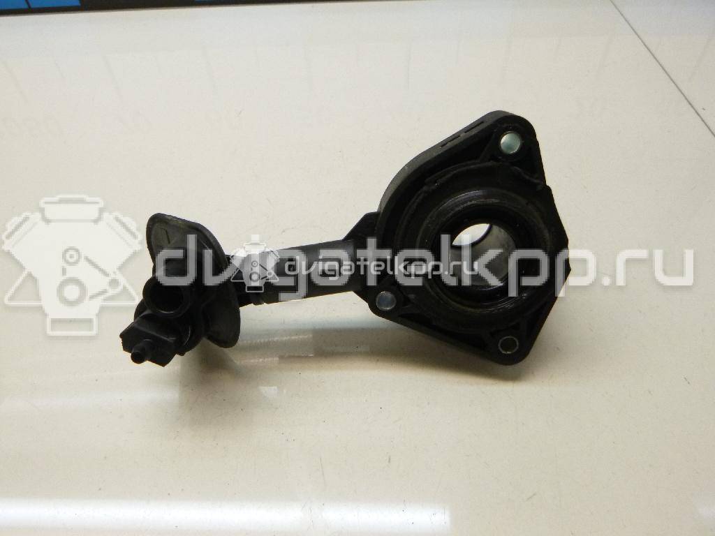 Фото Подшипник выжимной совмещ. с цилиндром сцепл.  1590999 для mazda Mazda 3 (BK) {forloop.counter}}