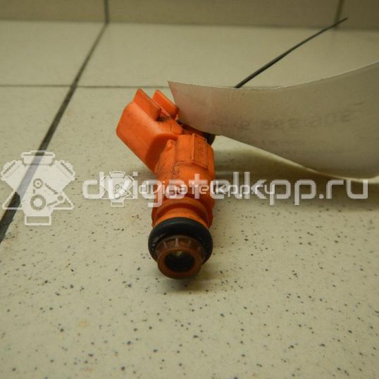 Фото Форсунка инжекторная электрическая  1355925 для mazda Mazda 6 (GG)