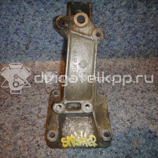 Фото Кронштейн двигателя левый  6112230404 для mercedes benz Sprinter (901-905)/Sprinter Classic (909)