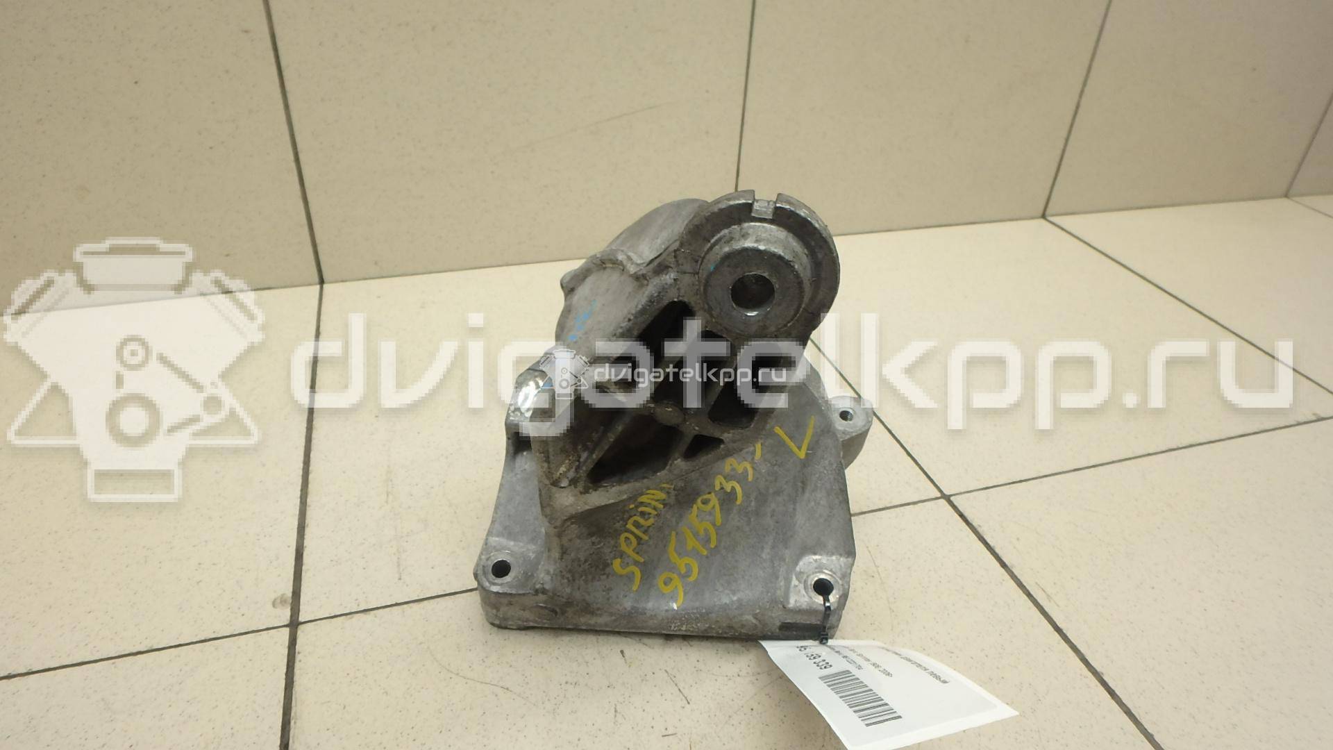 Фото Кронштейн двигателя левый  6512231704 для mercedes benz Sprinter (906) {forloop.counter}}