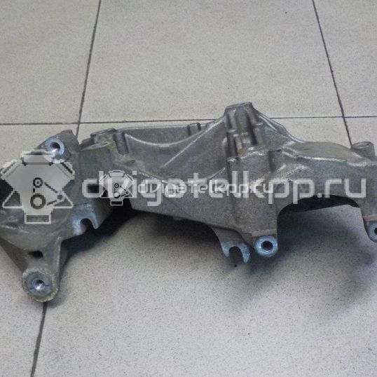 Фото Кронштейн генератора  1171000Q1K для nissan Qashqai (J10)