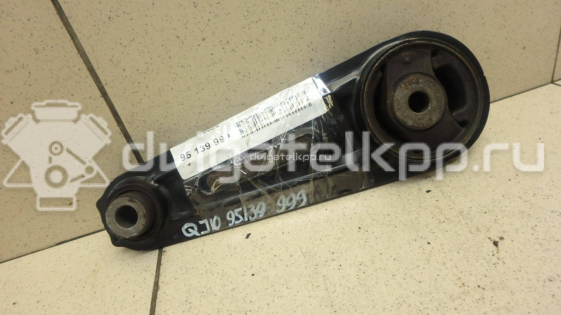 Фото Опора двигателя задняя  11360JD000 для Nissan Qashqai / X-Trail {forloop.counter}}