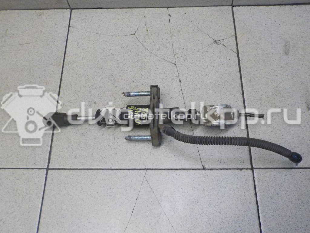 Фото Цилиндр сцепления главный  5679306 для Opel Astra / Zafira {forloop.counter}}