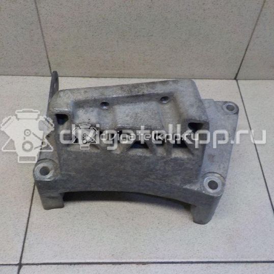 Фото Кронштейн двигателя правый  93184161 для Opel Astra / Zafira