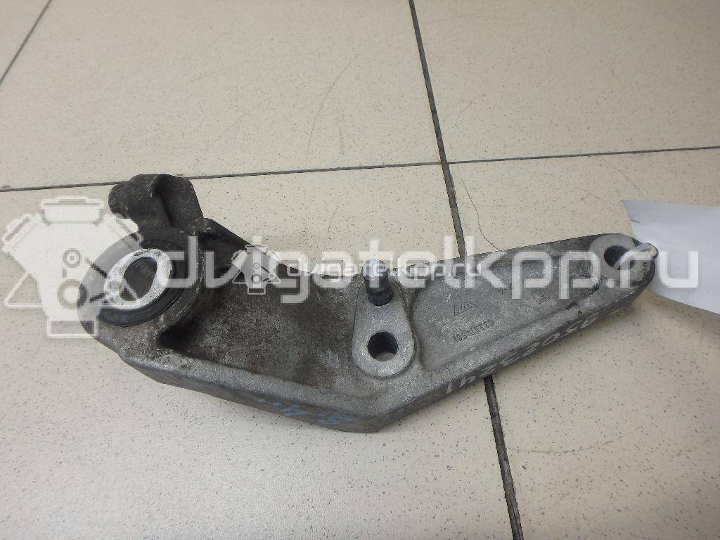 Фото Кронштейн двигателя задний  13130723 для Opel Adam / Corsa / Meriva {forloop.counter}}