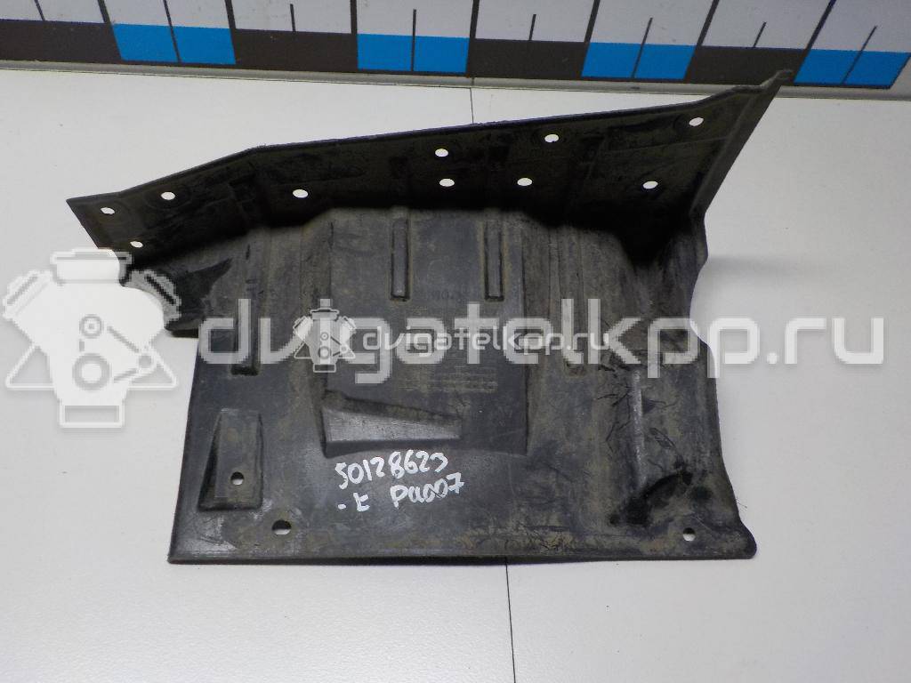 Фото Пыльник двигателя боковой левый  MN154379 для peugeot 4007 {forloop.counter}}