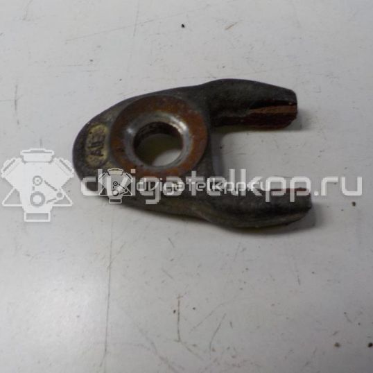 Фото Кронштейн форсунки  8200433867 для renault Megane II