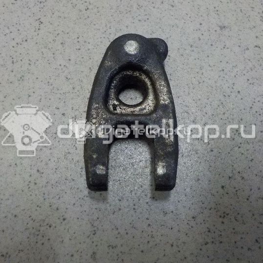 Фото Кронштейн форсунки  8200433867 для renault Clio IV