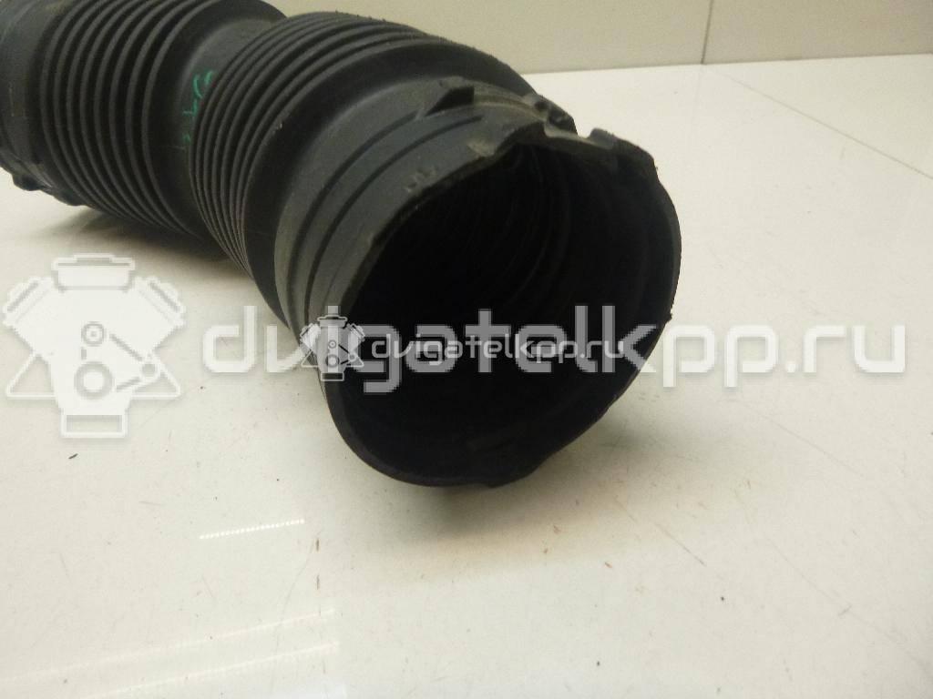 Фото Патрубок воздушного фильтра  165788487R для renault Duster {forloop.counter}}