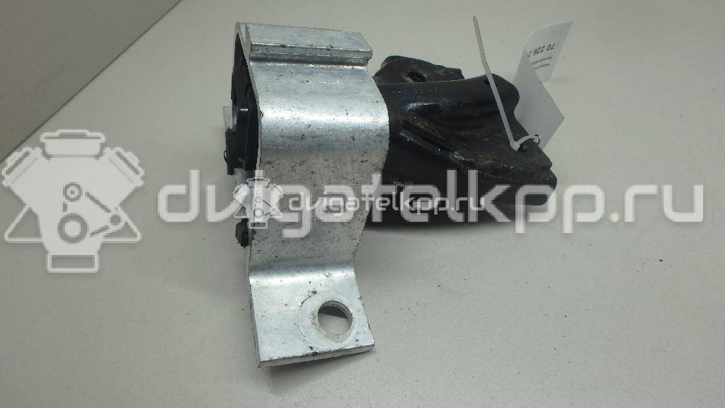 Фото Опора двигателя правая  8200204600 для Renault Sandero Stepway / Logan {forloop.counter}}
