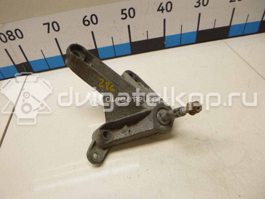 Фото Опора двигателя правая  8200204600 для Renault Sandero Stepway / Logan {forloop.counter}}