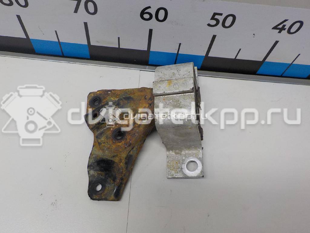 Фото Опора двигателя правая  8200204600 для Renault Sandero Stepway / Logan {forloop.counter}}