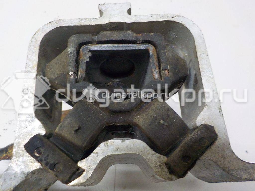 Фото Опора двигателя правая  8200204600 для Renault Sandero Stepway / Logan {forloop.counter}}
