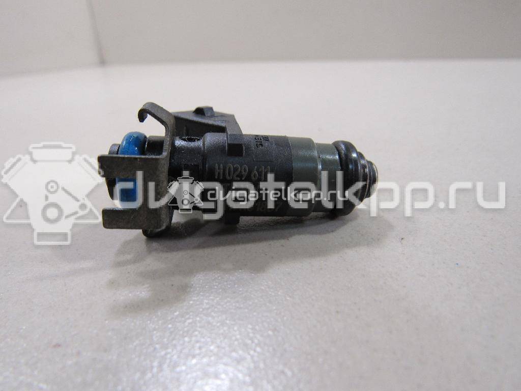 Фото Форсунка инжекторная электрическая  8201037748 для renault Logan II {forloop.counter}}