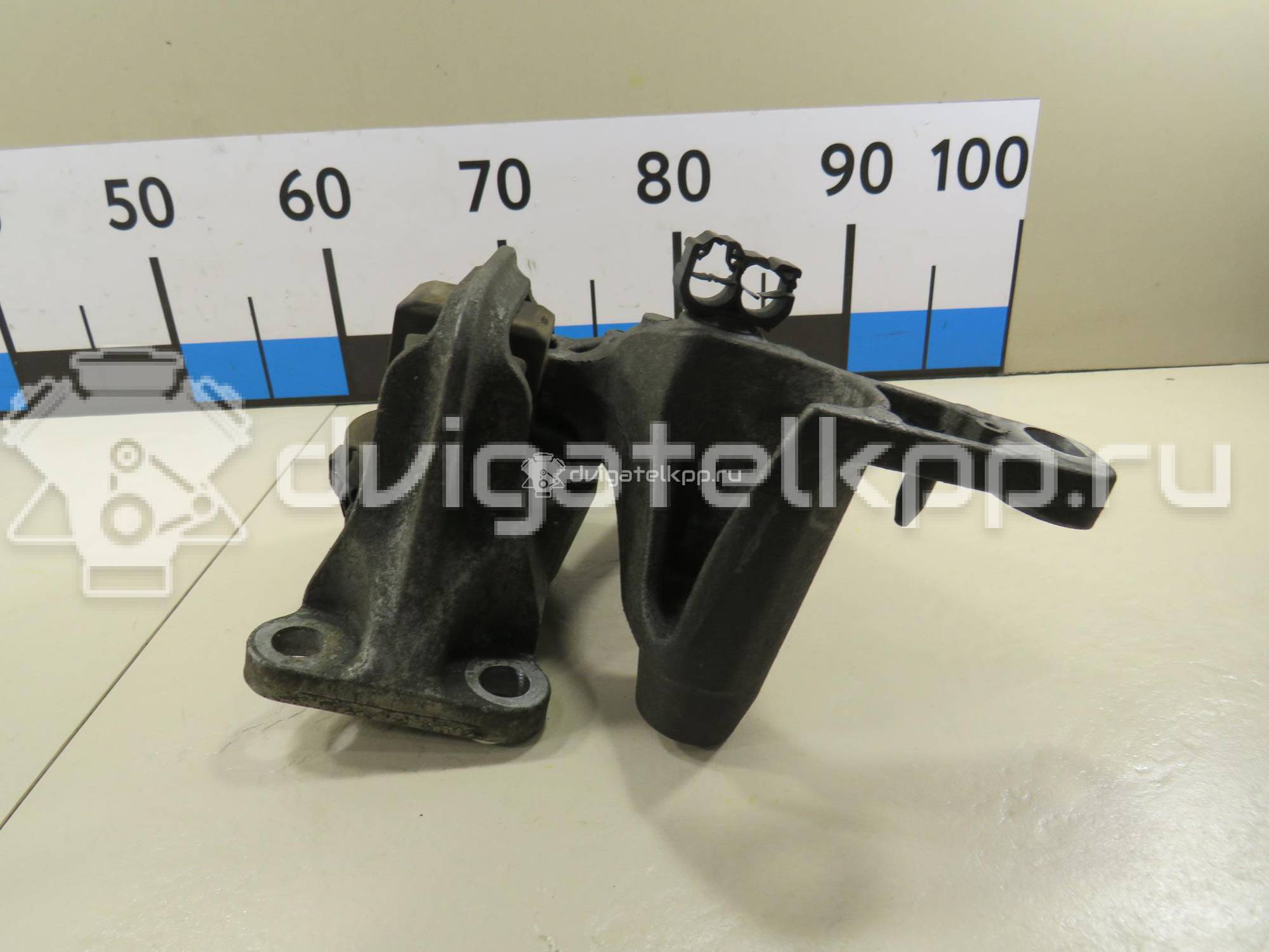 Фото Опора двигателя правая  112100014R для Renault Grand / Scénic / Fluence L30 / Megane {forloop.counter}}