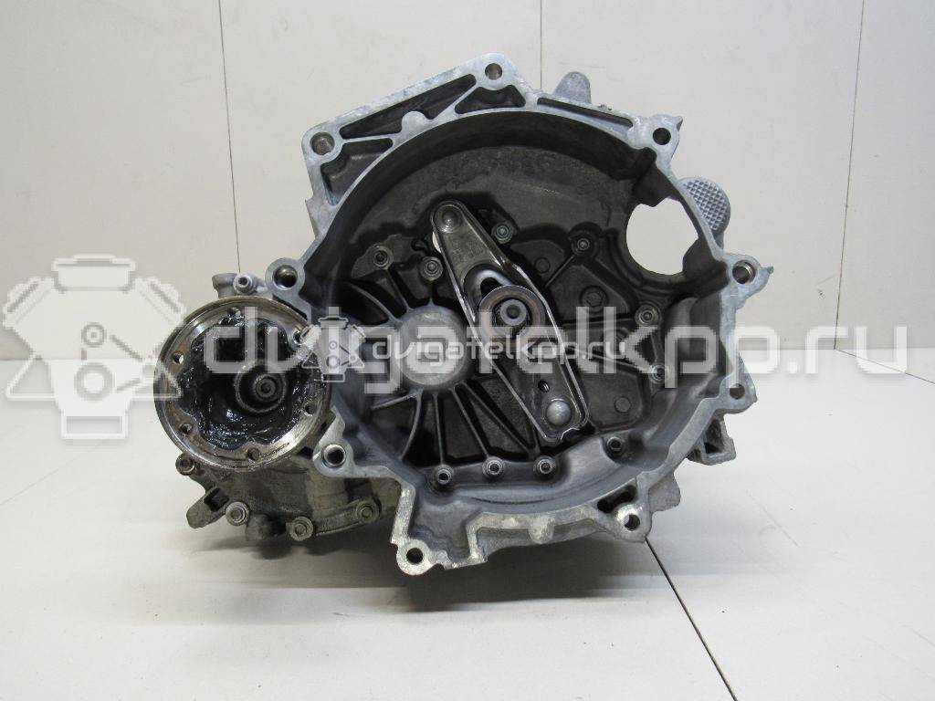 Фото Контрактная (б/у) МКПП для Volkswagen Polo / Caddy / Golf 110 л.с 16V 1.6 л CWVA бензин 02T300048L {forloop.counter}}