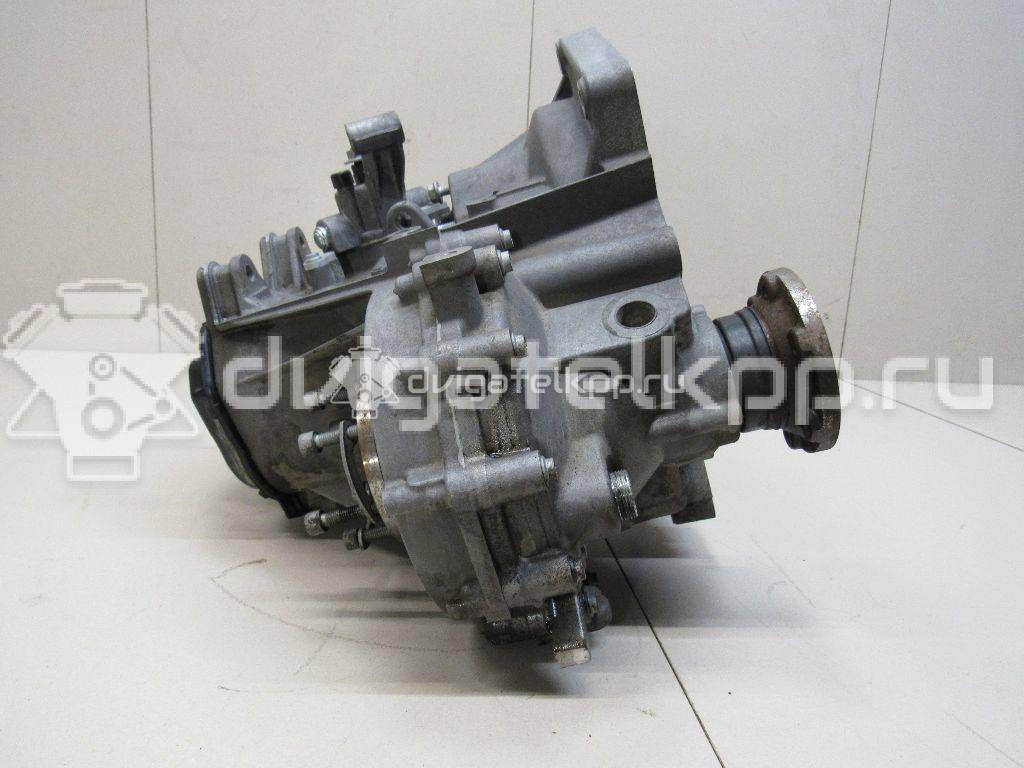 Фото Контрактная (б/у) МКПП для Volkswagen Polo / Caddy / Golf 110 л.с 16V 1.6 л CWVA бензин 02T300048L {forloop.counter}}