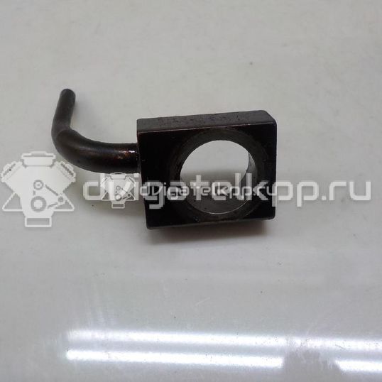 Фото Форсунка масляная  053103157a для audi 100 [C4]