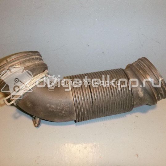 Фото Патрубок воздушного фильтра  5n0129684b для audi Q3