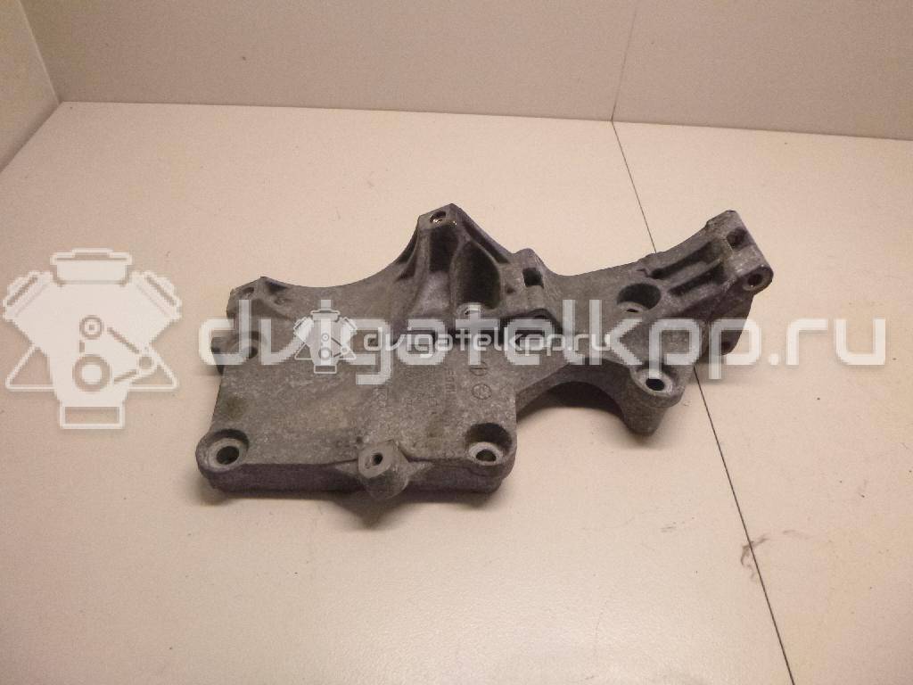 Фото Кронштейн генератора  03g903143a для audi A3 [8P1] {forloop.counter}}