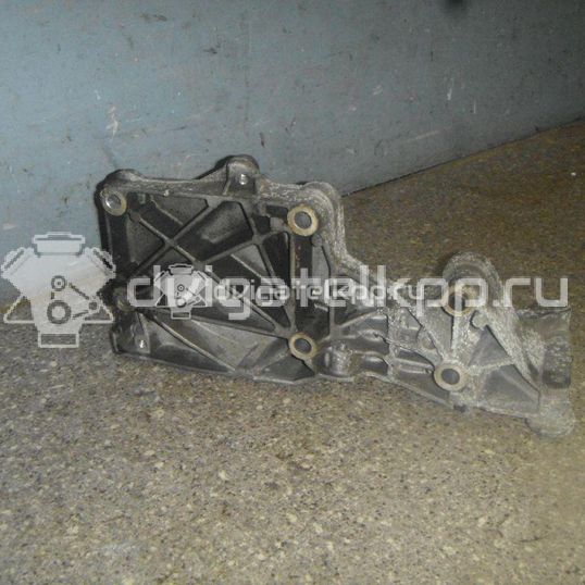 Фото Кронштейн генератора  03g903143a для audi A3 [8P1]