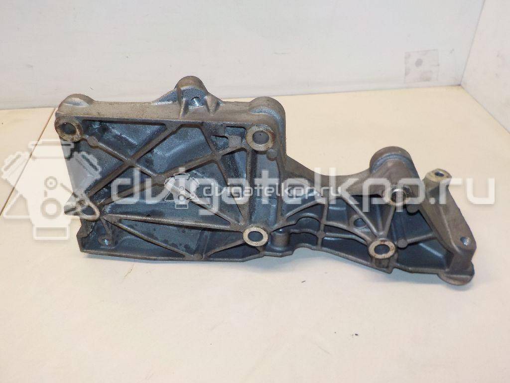 Фото Кронштейн генератора  03g903143a для audi A3 [8P1] {forloop.counter}}