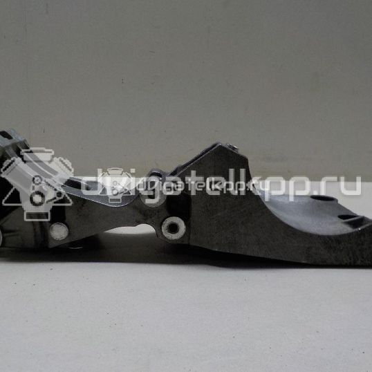 Фото Кронштейн генератора  03g903143a для audi A3 [8P1]