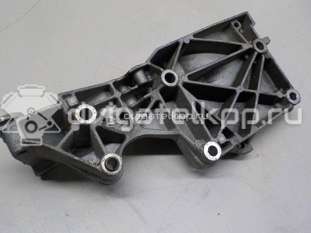 Фото Кронштейн генератора  03g903143a для audi A3 [8P1] {forloop.counter}}