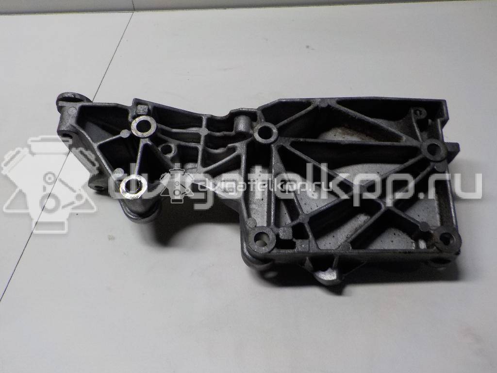 Фото Кронштейн генератора  03g903143a для audi A3 [8P1] {forloop.counter}}