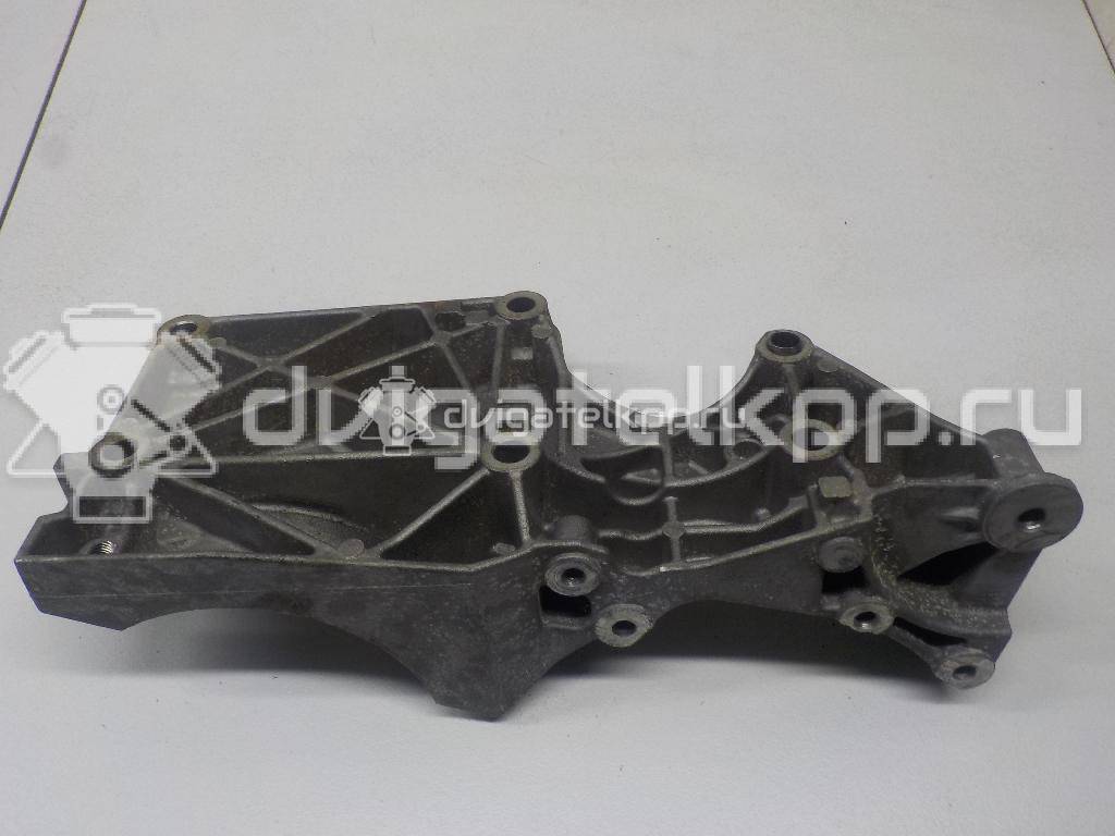 Фото Кронштейн генератора  03g903143a для audi A3 [8P1] {forloop.counter}}