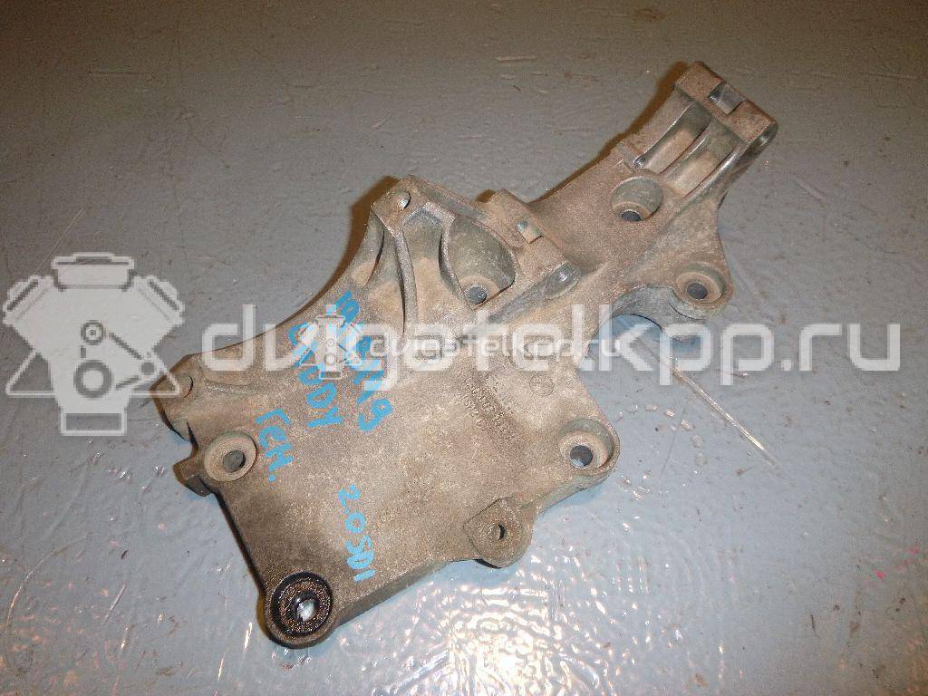 Фото Кронштейн генератора  03g903143a для audi A3 [8P1] {forloop.counter}}