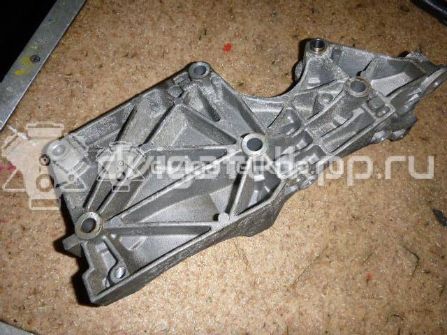 Фото Кронштейн генератора  03g903143a для audi A3 [8P1] {forloop.counter}}