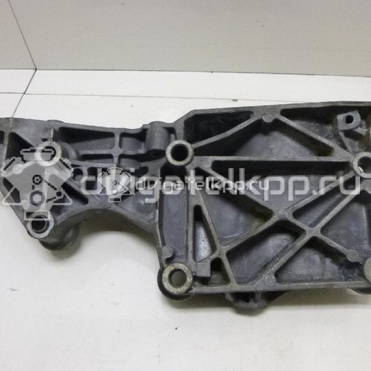 Фото Кронштейн генератора  038903143af для audi A3 [8P1]