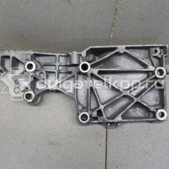 Фото Кронштейн генератора  038903143af для audi A3 [8P1]