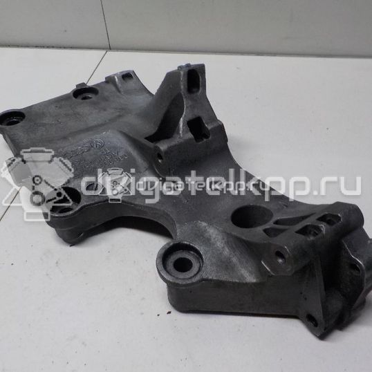 Фото Кронштейн генератора  038903143af для audi A3 [8P1]