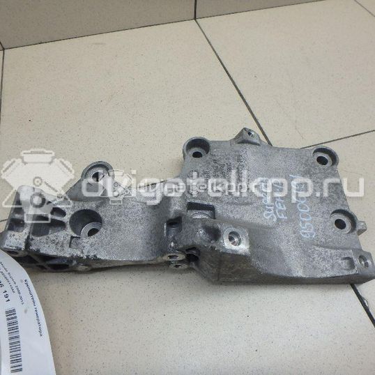 Фото Кронштейн генератора  038903143af для audi A3 [8P1]