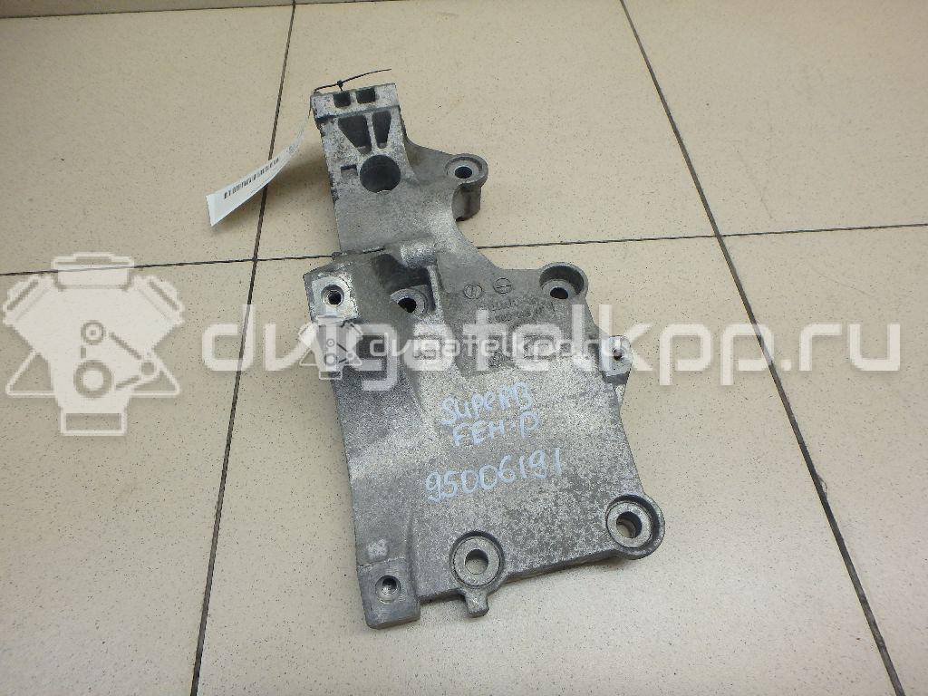 Фото Кронштейн генератора  038903143af для audi A3 [8P1] {forloop.counter}}