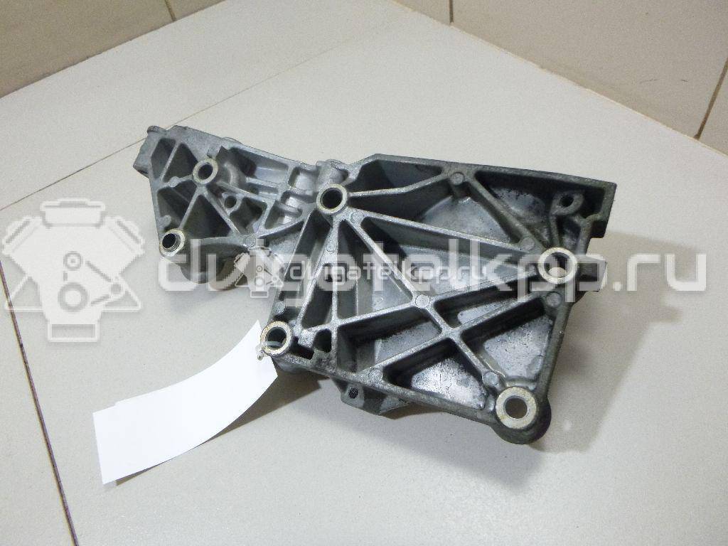 Фото Кронштейн генератора  038903143AF для seat Altea {forloop.counter}}