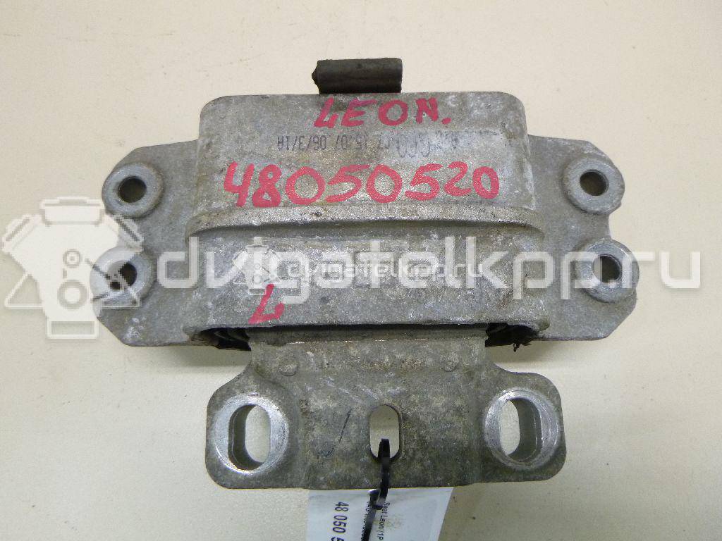 Фото Опора двигателя левая  1K0199555L для Seat Ibiza / Leon / Toledo / Altea {forloop.counter}}