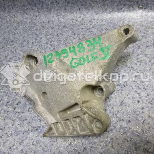 Фото Кронштейн опоры двигателя  06F199207Q для seat Altea
