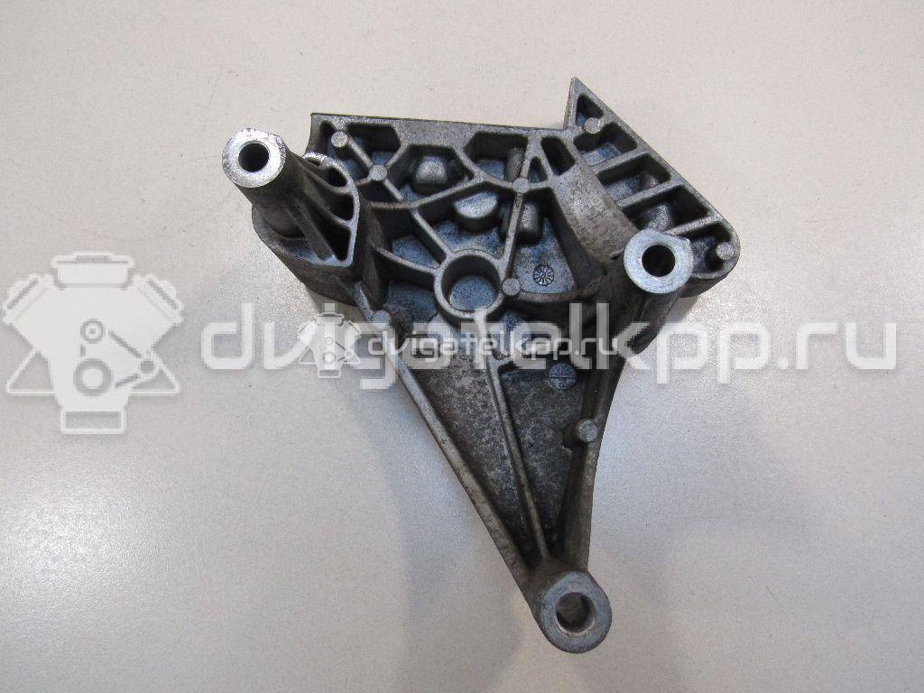 Фото Кронштейн опоры двигателя  06F199207Q для seat Altea {forloop.counter}}