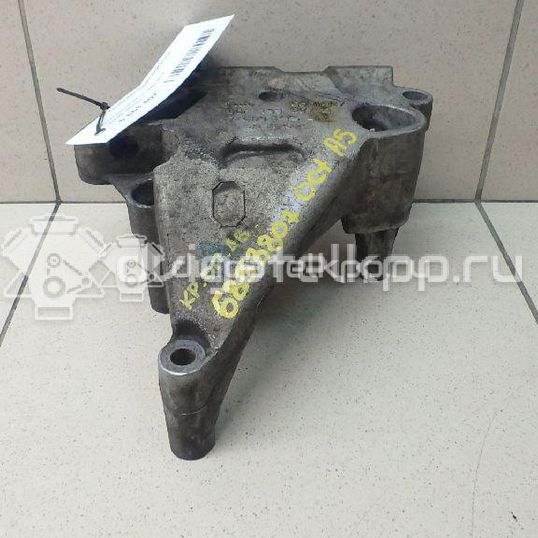 Фото Кронштейн опоры двигателя  06f199207q для audi A3 [8P1]