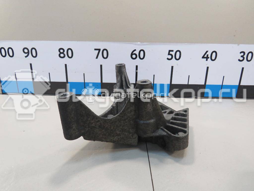Фото Кронштейн опоры двигателя  06f199207q для audi A3 [8P1] {forloop.counter}}
